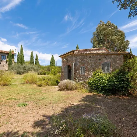 Immerso Nelle Colline *