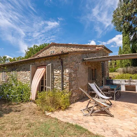 Immerso Nelle Colline