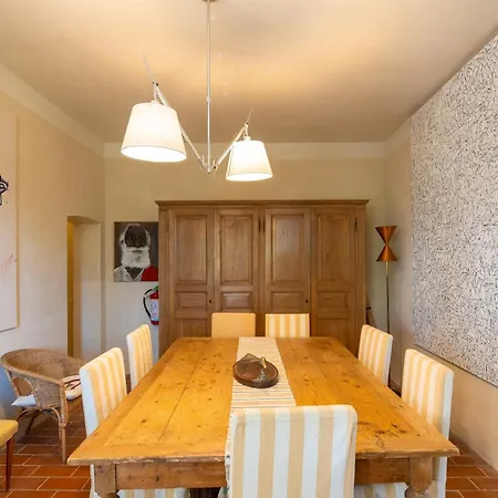 Immerso Nelle Colline *